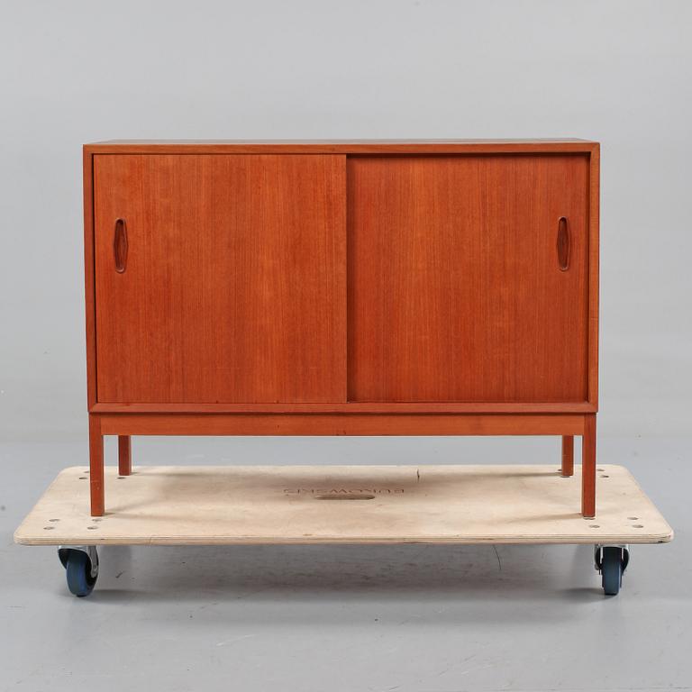 SIDEBOARD, "Domi", Nils Jonsson, Troeds, Bjärnum, 1950/60-tal.