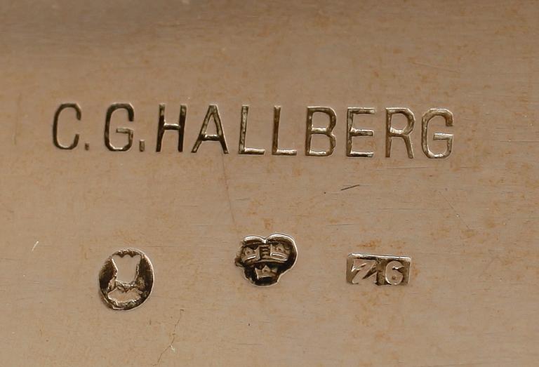 KAFFESERVIS, 3 delar, silver, CG Hallberg, Stockholm 1901/ 1902. Vikt ca 1552 g.