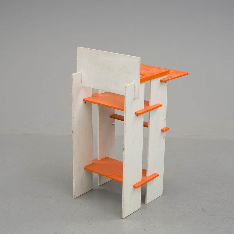 BARNSTOL, 1900-talets senare del.