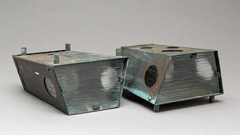 VÄGGARMATURER, ett par, för utomhusbruk, 1960/70-tal.