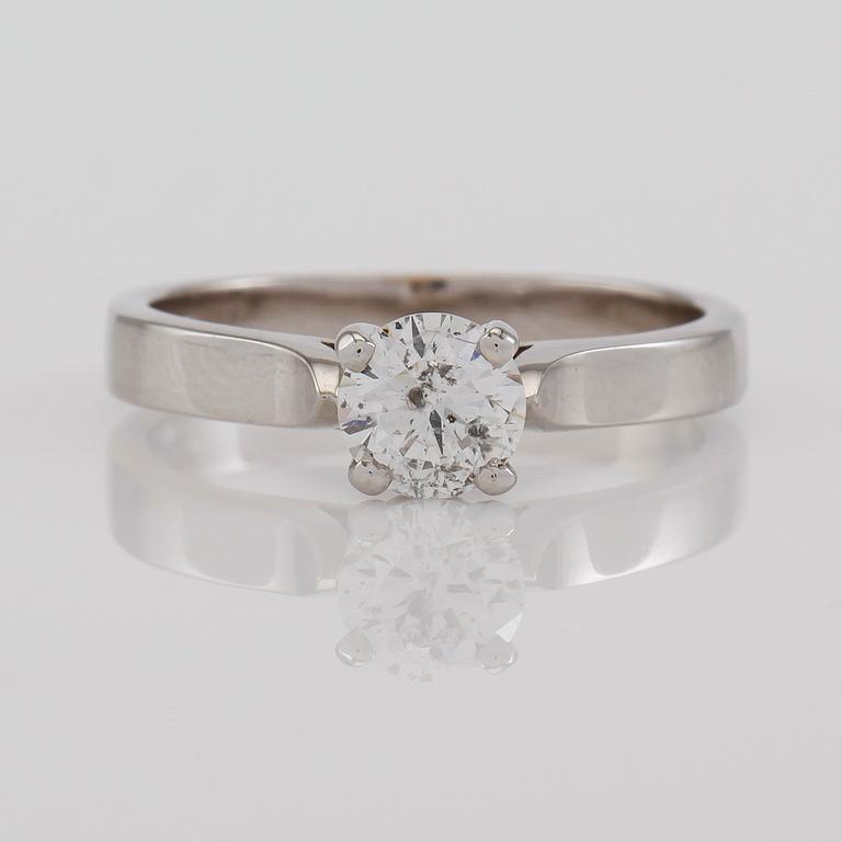RING, 18K vitguld och solitär briljantslipad diamant ca 0.67 ct.
