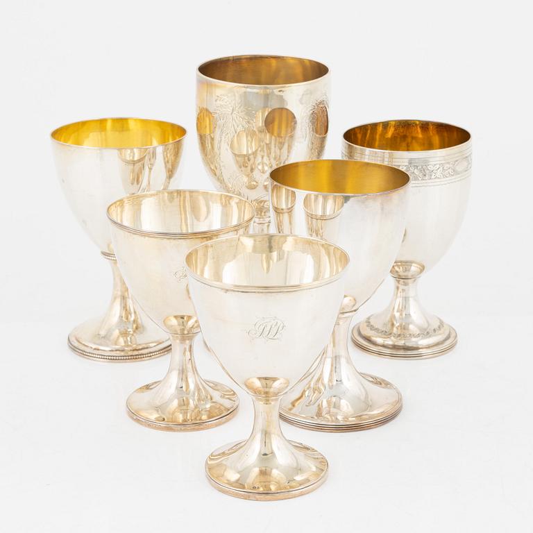 Six English silver beakers, 19th Century.