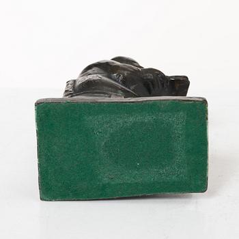 Sven Lundqvist, Seated figure.