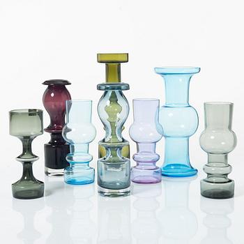 Vaser, 8 delar, Kaj Franck, Nanny Still, Oiva Toikka, Nuutajärvi Notsjö, Finland.