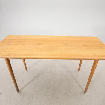 Jonas Lindvall, a Miss Holly oak bar table 21st century.