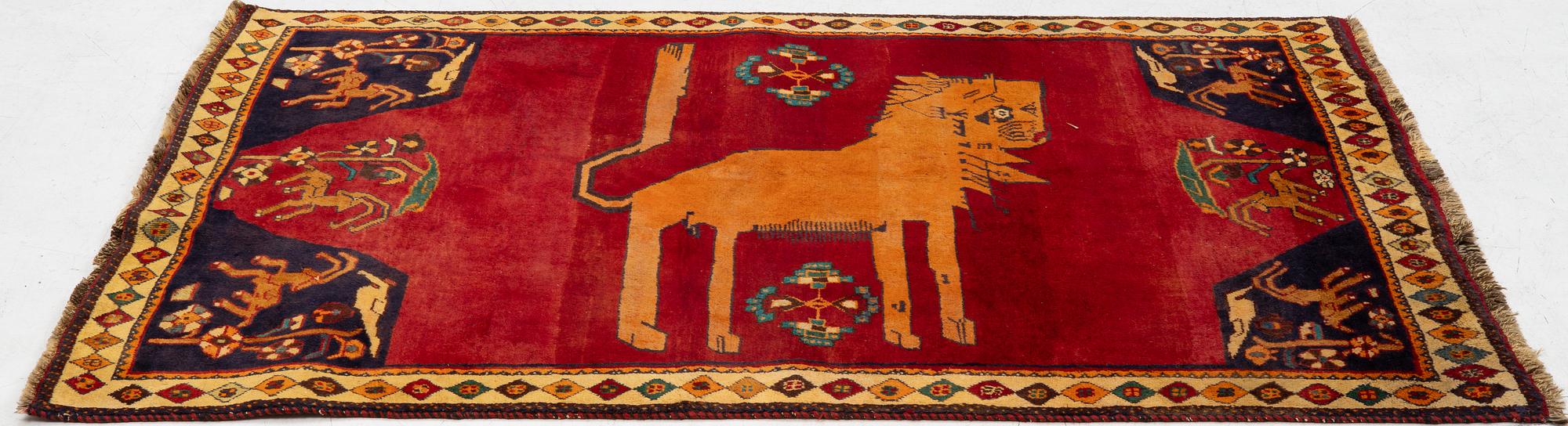 Carpet, Shiraz, approx. 203 x 130 cm.