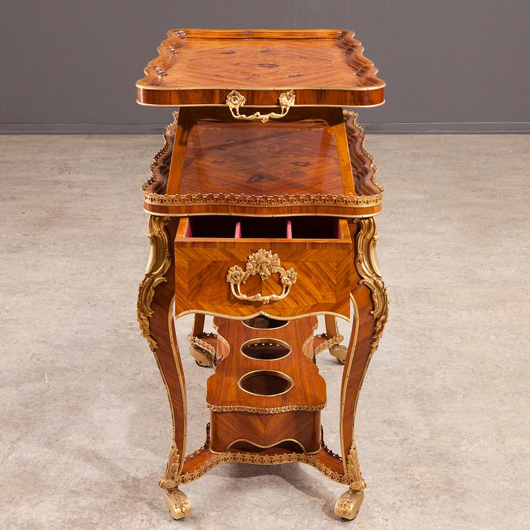 SERVERINGSBORD, rokokostil, 1900-talets slut.