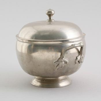 TERRIN med lock, tenn, Johan Albin Gellerstedt, Härnösand 1842.