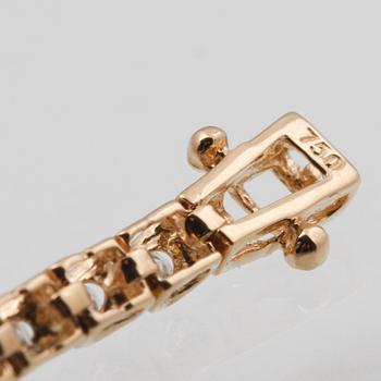 ARMBAND, 18K guld med 51 briljantslipade diamanter ca 0.98 ct. Vikt.