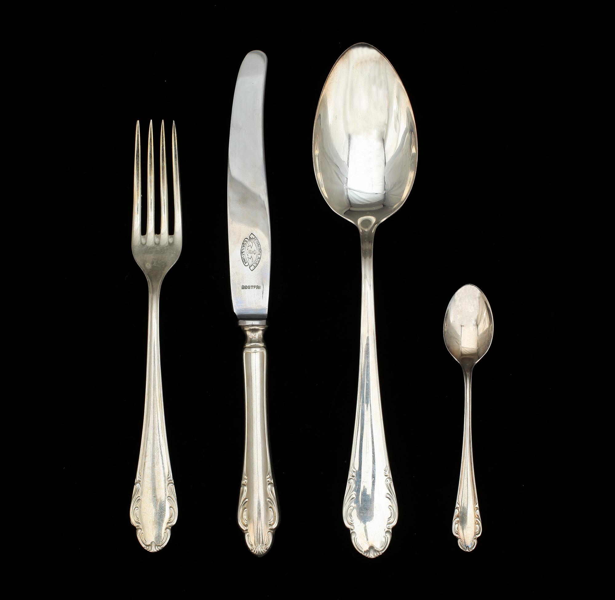 BESTICKSERVIS, 31 delar, silver, "Haga", J.L.Hultman, Stockholm, 1951. Totalvikt 1205 g.