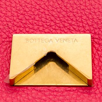 Bottega Veneta, "Mount" laukku.