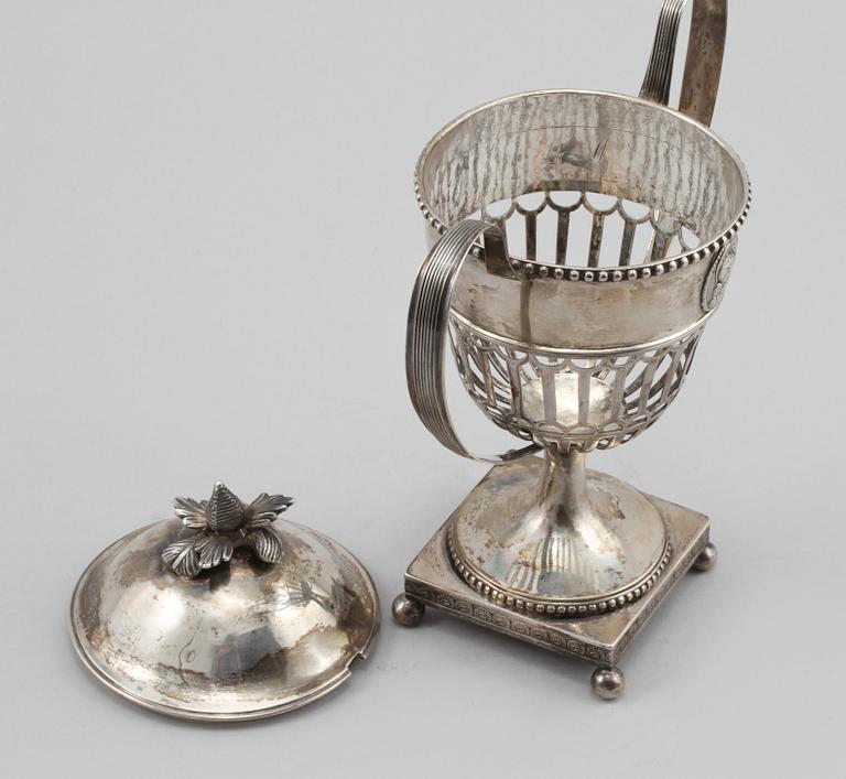 SOCKERSKÅL, silver, Sven Pihlgren, Jönköping, 1799. Vikt 225 g.