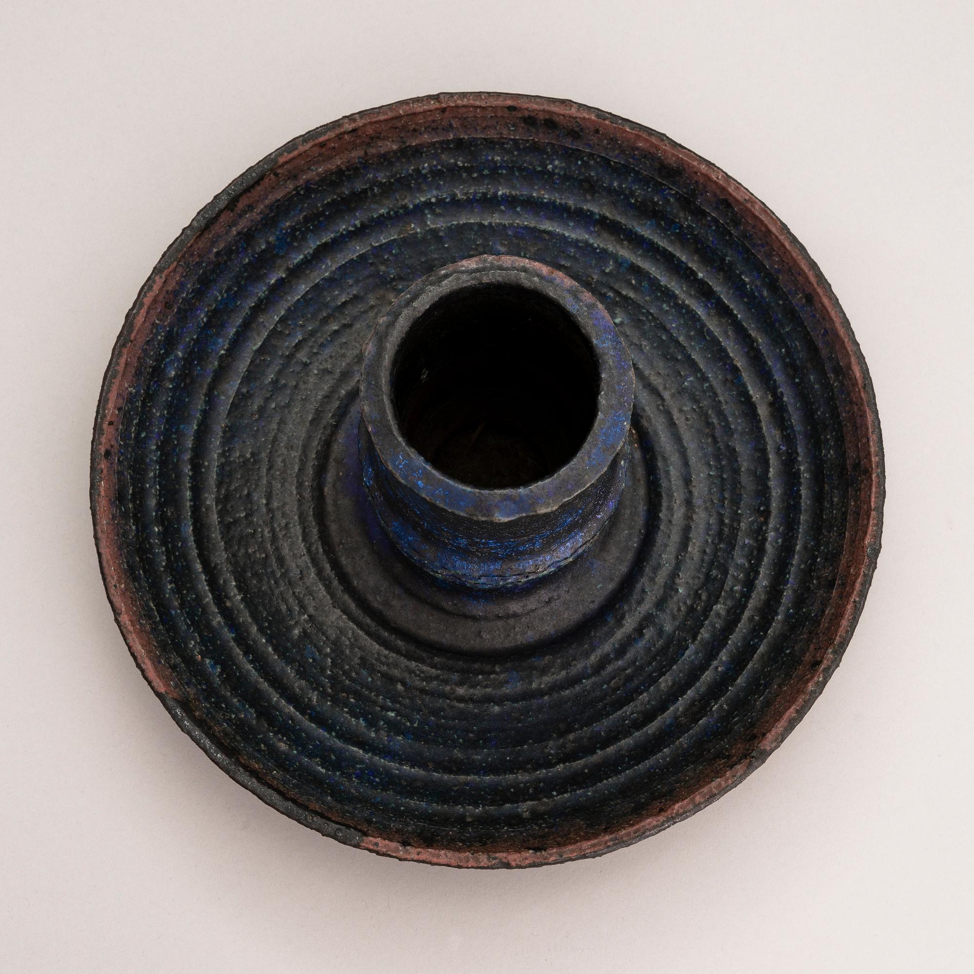 RAIJA TUUMI, vas, signerad 1960 Arabia RT.