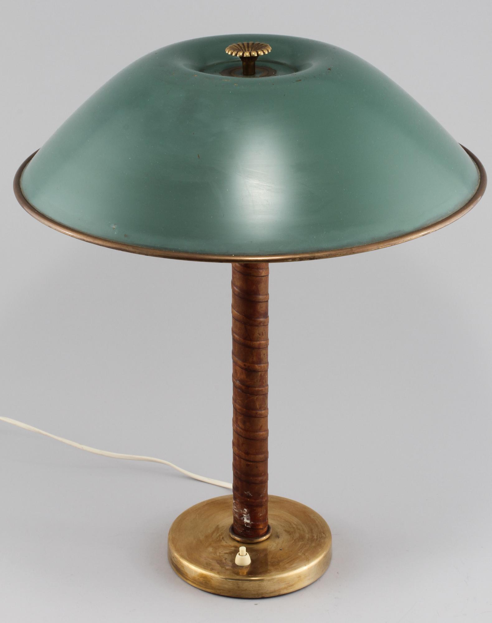 BORDSLAMPA, 1900-talets mitt/andra hälft.