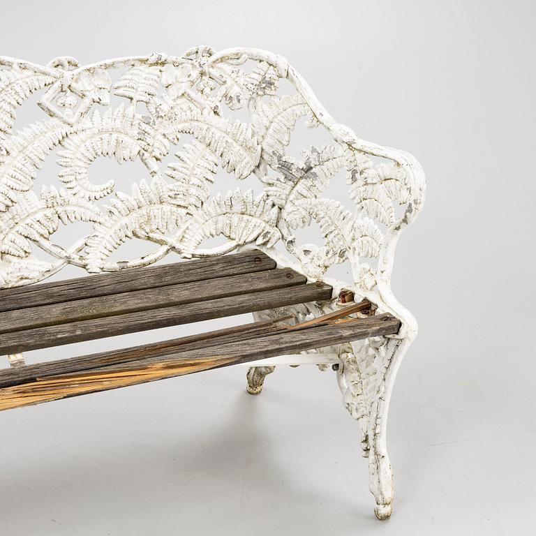 Trädgårdssoffa, Melins Metallgjuteri, Anderstorp, 1900-talets andra hälft.