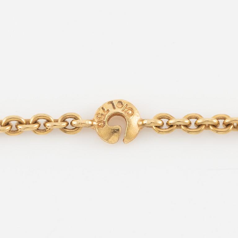 Ole Lynggaard, collier, 18K guld med dekor av blomma med briljantslipade diamanter.