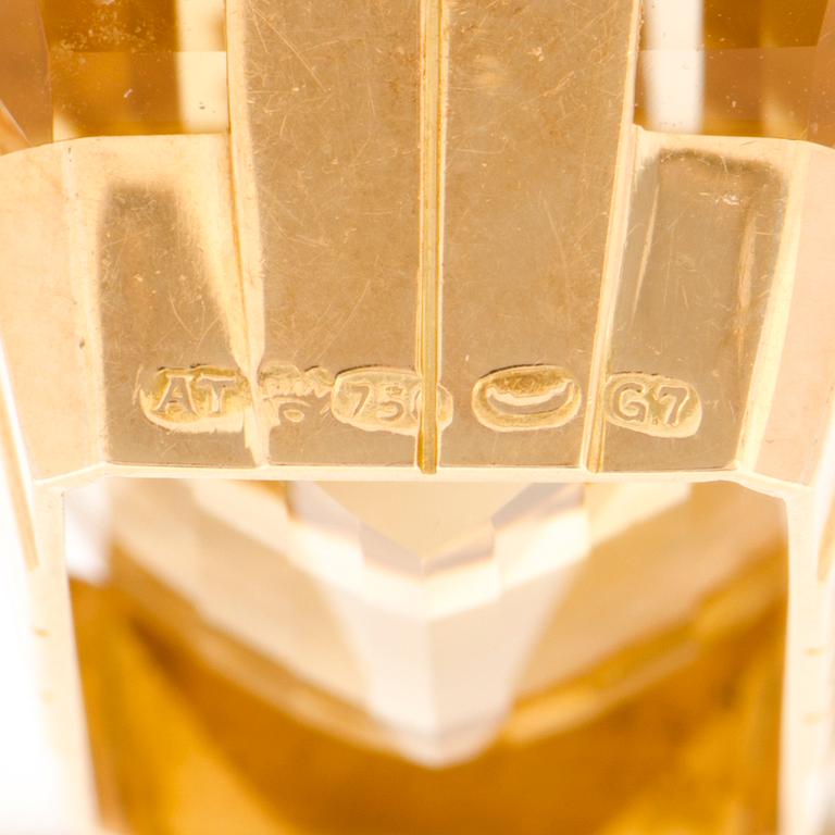 A PENDANT, facetted citrine, 18K gold. A. Tillander, Helsinki Finland 1960.