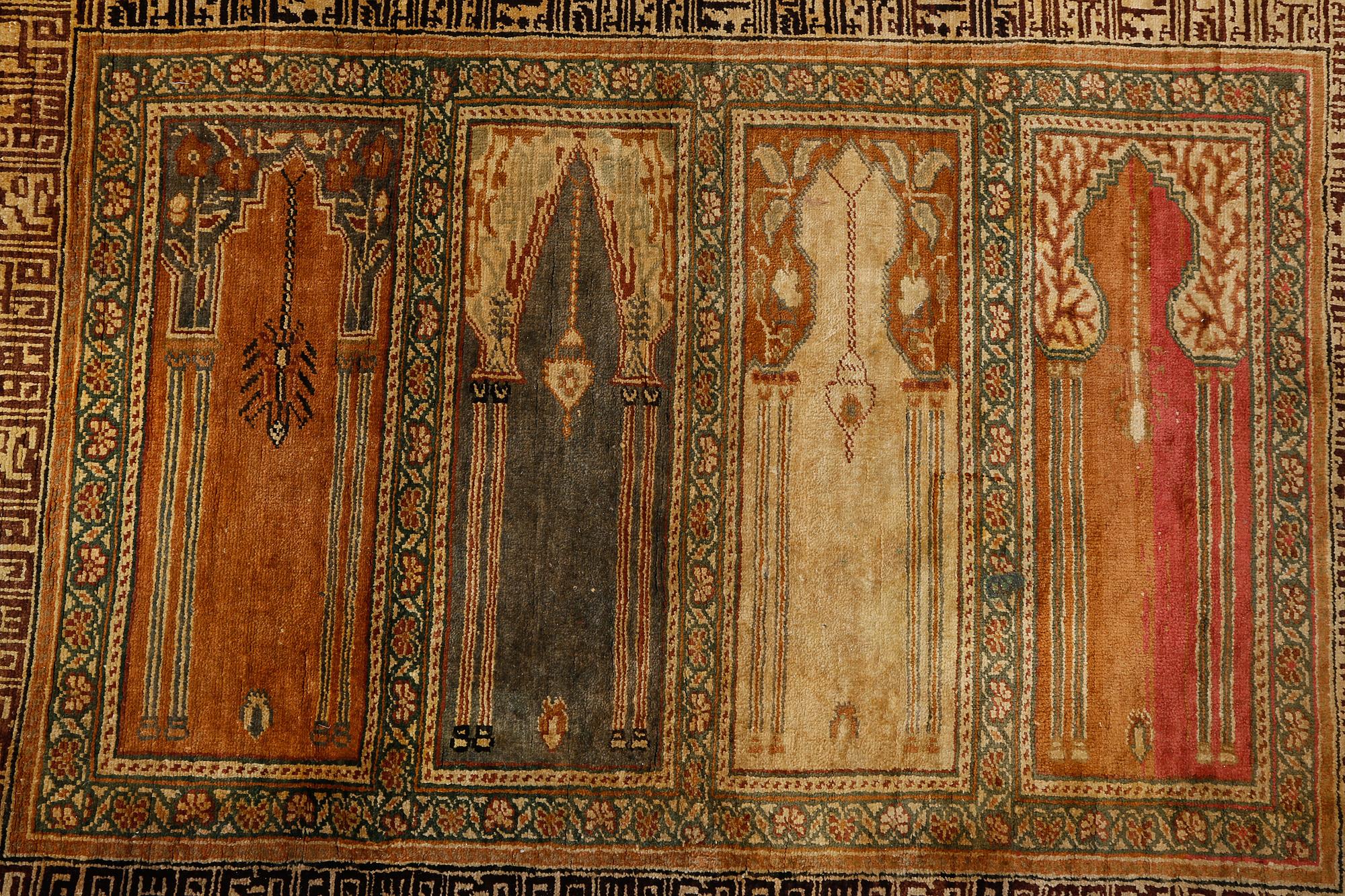 MATTA, Kayseri Saff, semiantik, 136 x 87 cm.