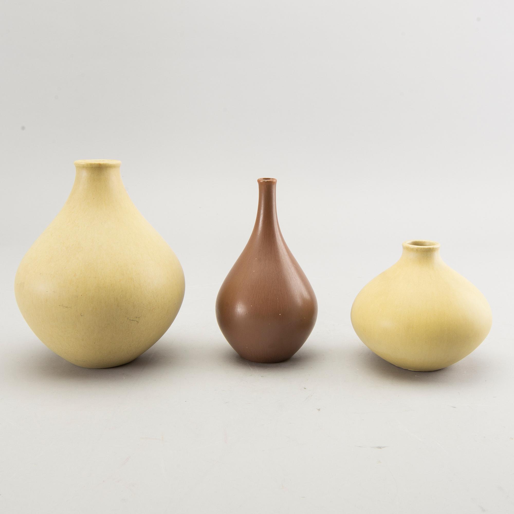 Stig Lindberg, a set of four vases from Gustavsberg different years, "drejargods" and Gustavsberg studio, Sweden.
