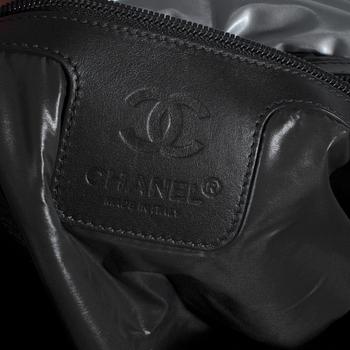 VÄSKA "Cocoon bag" från Chanel.