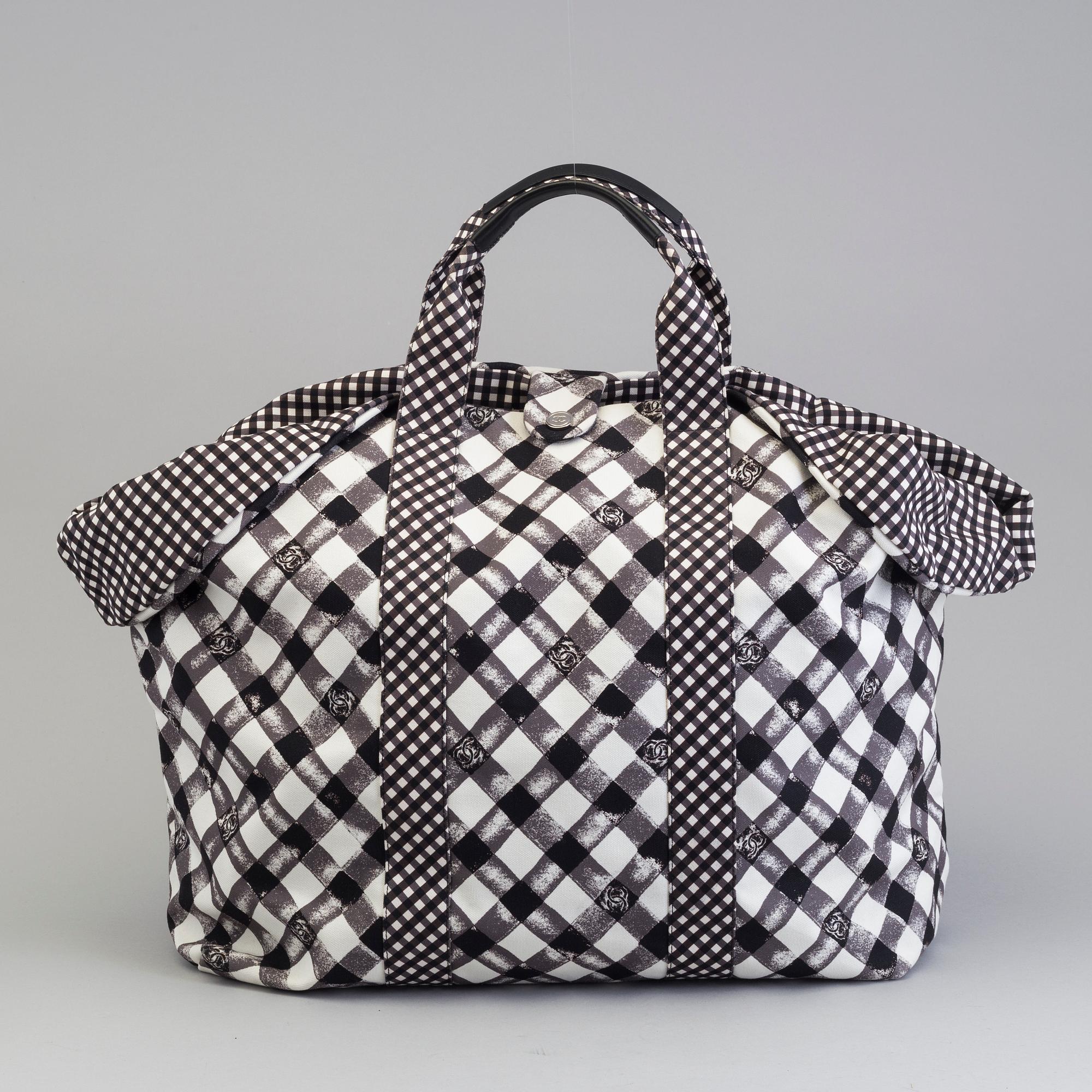 VÄSKA / STRANDVÄSKA, Chanel, 2010-2011.