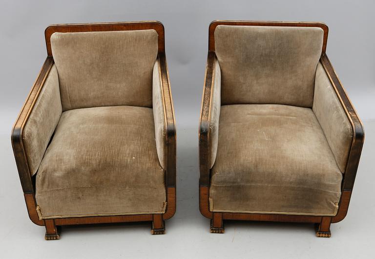 FÅTÖLJER, 1 par, 1900-talets första hälft.