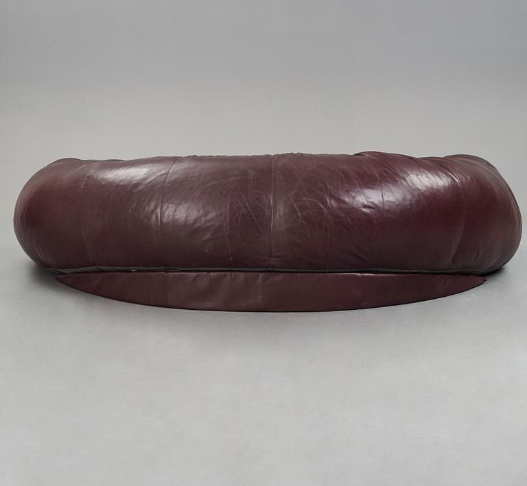 Raphael Raffel, / Raphaël, a "Croissant", sofa, Maison Honoré, Paris 1970's.