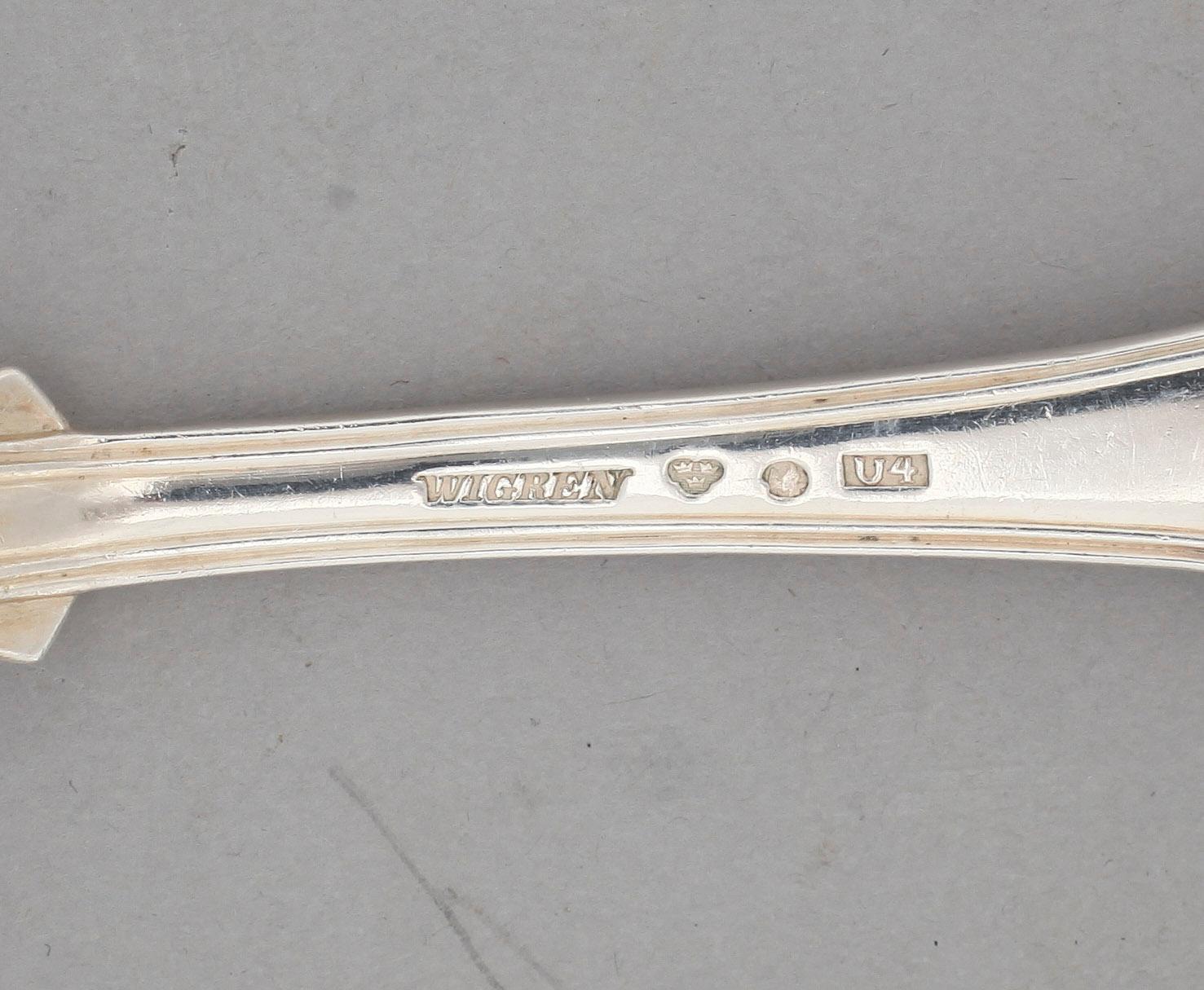 MATSKEDAR, 18 st samt MATGAFFLAR, 17 st, Petter Wigren, Malmö, 1800-tal. Total vikt ca 2294 g.