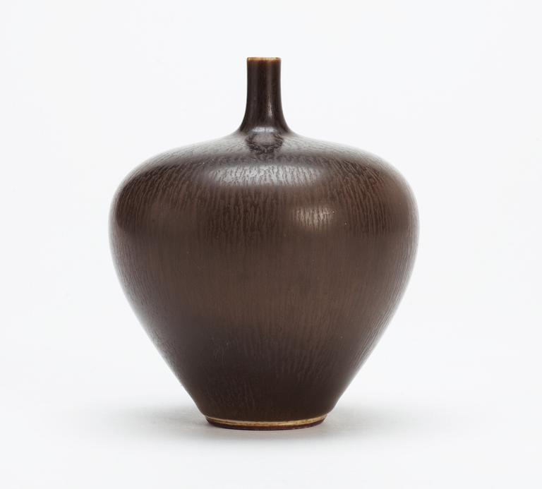 A Berndt Friberg stoneware vase, Gustavsberg studio 1965.