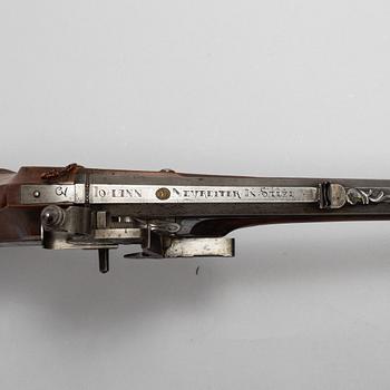 Wheel lock rifle, signed Johan Neureuter, Salzb. (Salzburg Austria 1669-1754) from around the year 1700.