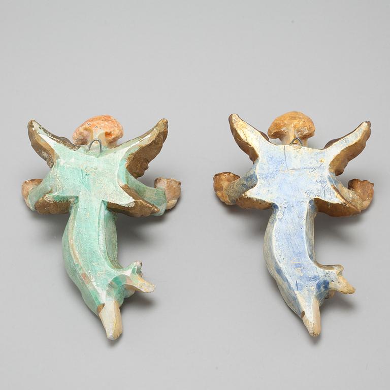 A pair of plaster wall candlesticks by Erling Valldeby, signed Eve and dated -45/-47.