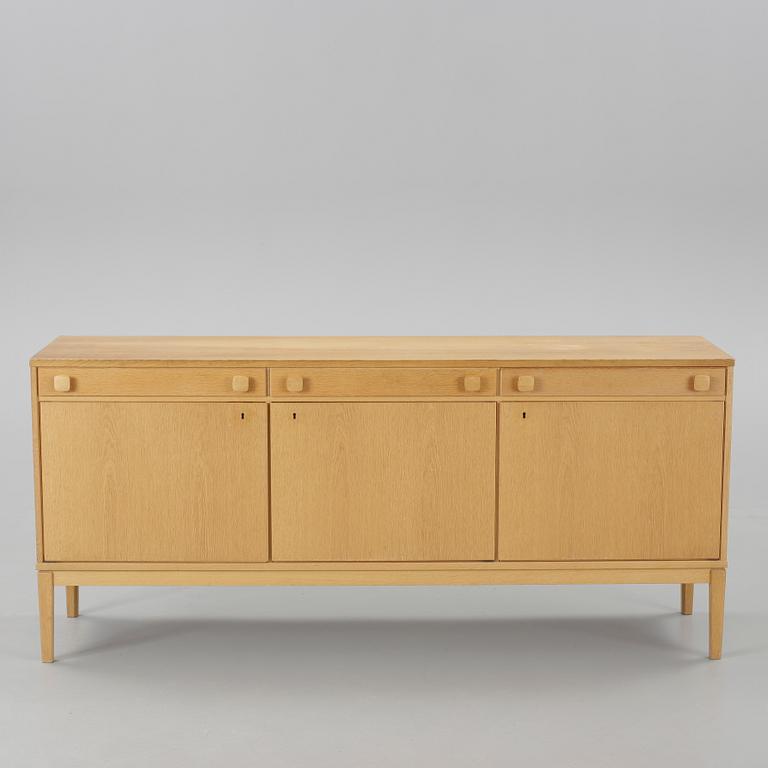 SIDEBOARD, Ulferts, Tibro, 1900-talets andra hälft.