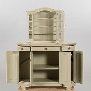 A GUSTAVIAN STYLE CABINET, 20th century.