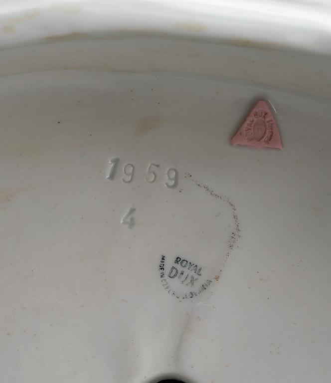 FIGUR, porslin, Royal Dux, 1900-talets mitt.