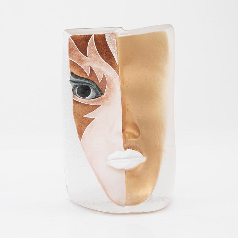 Mats Jonasson, a glass sculpture, 'Tintomara', Målerås, Sweden, signed and numbered 73/299.