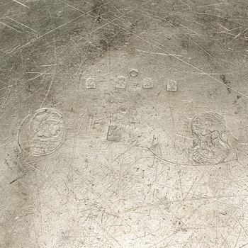 5 fat, bl.a. Jonas Thoreson Törngren, Göteborg, 1772, samt 3 stop , tenn, 1800-tal.