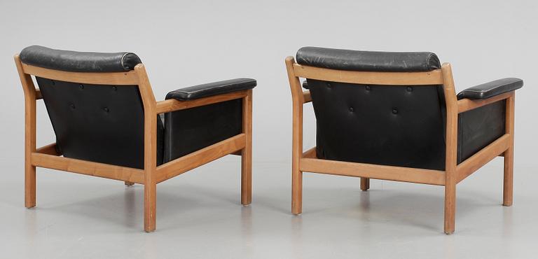 FÅTÖLJER, ett par, 1960-tal.