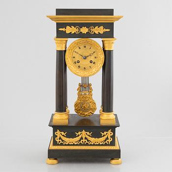 Bordspendyl, 1800-talets mitt. Senempire.