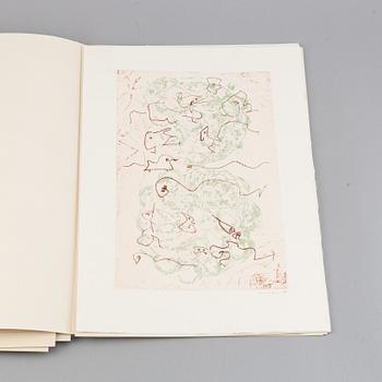 Max Ernst, bok med 2 färgetsningar signerade med blyerts. Samt 26 offsetlitografier.
