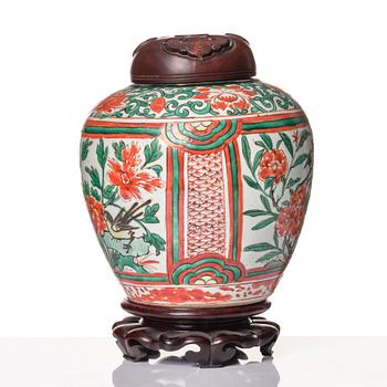 Kruka, porslin, Wucai, 1600-tal.