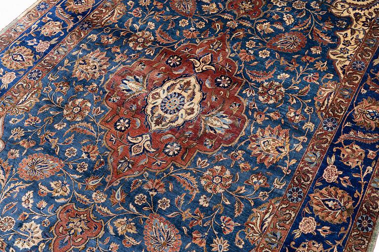 An antique silk Kashan, Central Persia, c. 320 x 201 cm.
