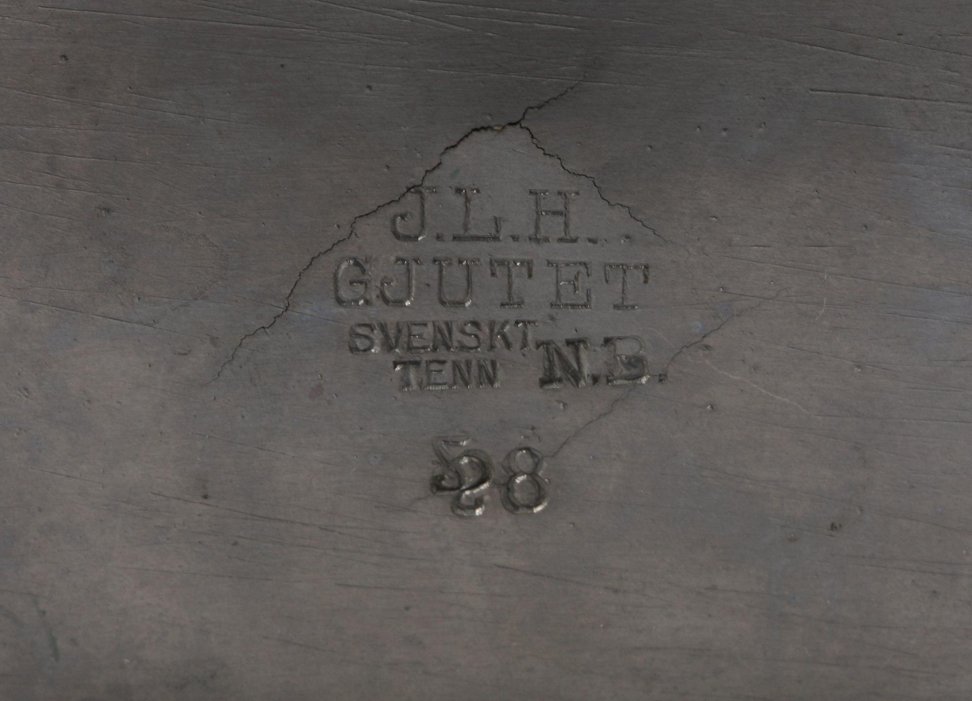 SKRIVBORDSSET, 7 delar. Tenn. Sverige, 1930-tal.