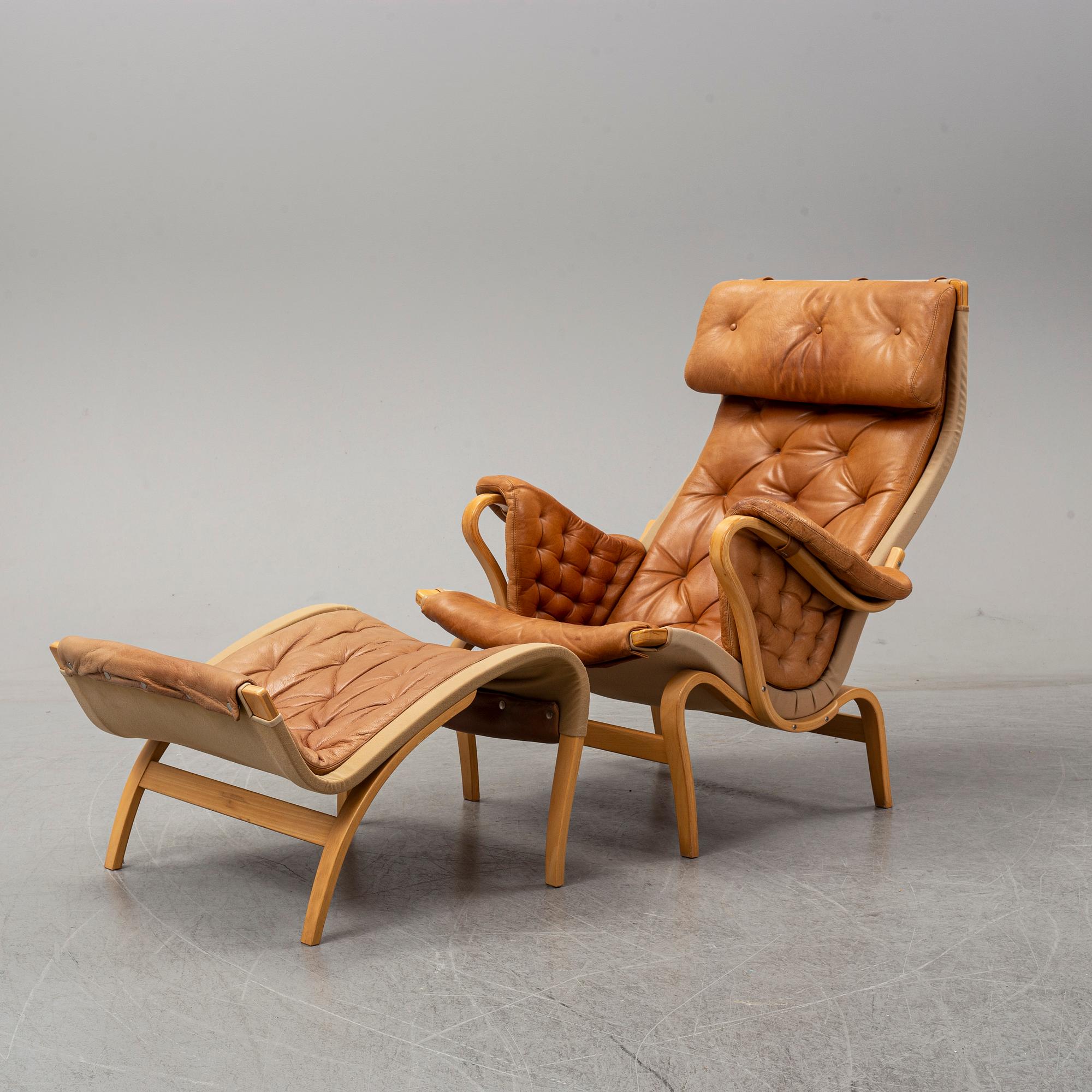 Pernilla lounge chair on sale