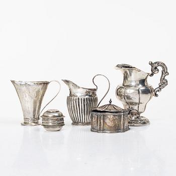 A set of silver, 5 pieces, 19th-20th century.