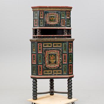 SKÅP, barock, 1700-tal, bär påskrift 1792.