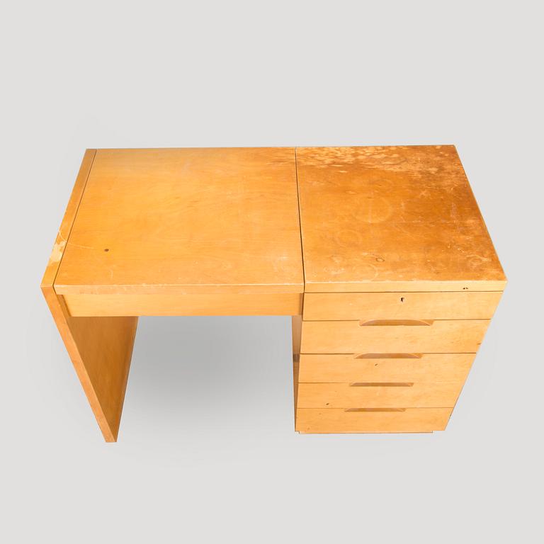 Aino Aalto, toalettbord / skrivbord,  modell 190, O.Y. Huonekalu- ja Rakennustyötehdas A.B. tidigt 1950-tal.