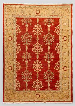 Carpet, oriental, approx. 250 x 175 cm.
