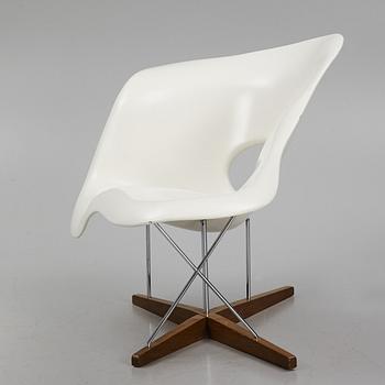 Charles & Ray Eames, lounge chair, "La Chaise", Vitra 2003.