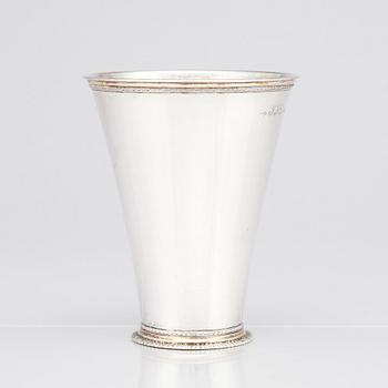 A Swedish early 18th Century silver beaker, marks of Olof Fernlöf, Gothenburg 1724.