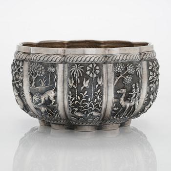 Skål, silver, Indien, kring 1900/ 1900-talets första hälft.